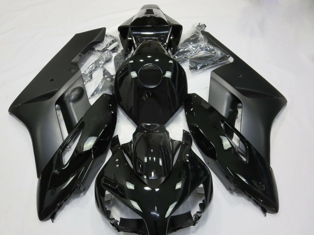 2004-2005 Matte and Gloss Black Honda CBR1000RR Motorcycle Fairings 2004-2005 Matte and Gloss Black Honda CBR1000RR Motorcycle Fairings