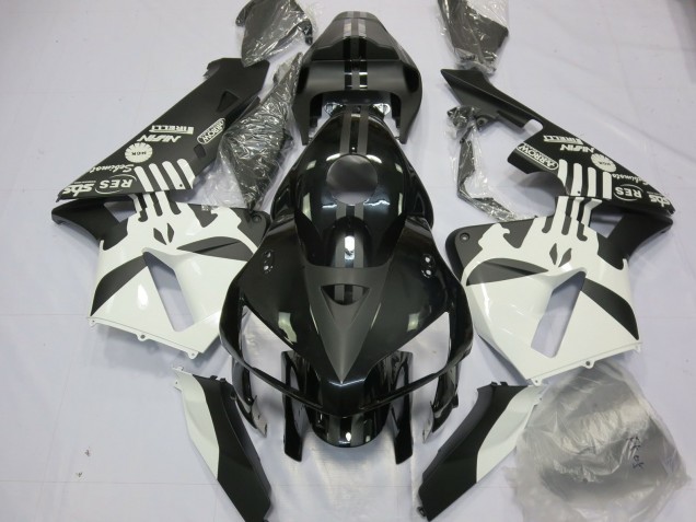 2005-2006 Matte Black & Puisher Logos Honda CBR600RR Motorcycle Fairings