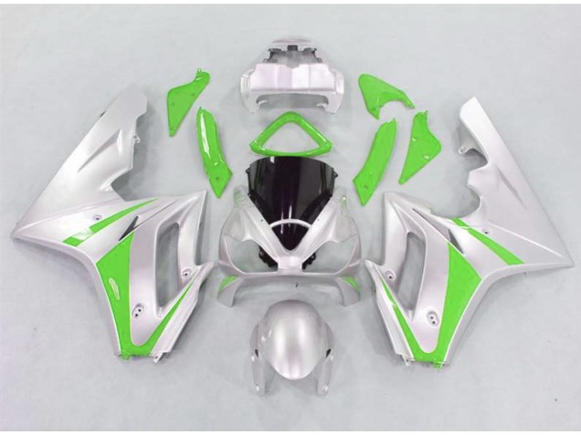 2006-2008 Green and Silver Triumph Daytona 675 Motorcycle Fairings 2006-2008 Green and Silver Triumph Daytona 675 Motorcycle Fairings