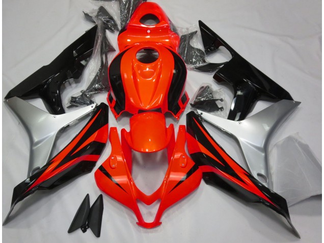 2007-2008 Gloss Red Silver and Black Honda CBR600RR Motorcycle Fairings 2007-2008 Gloss Red Silver and Black Honda CBR600RR Motorcycle Fairings
