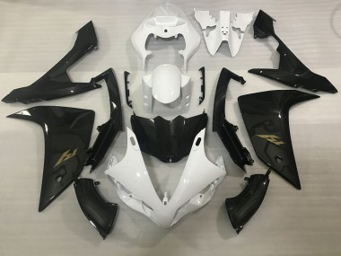 2007-2008 White and Carbon Style Yamaha R1 Motorcycle Fairings