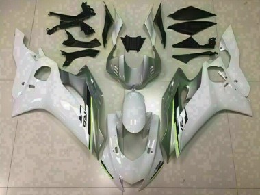 2017-2019 Gloss White and Silver Yamaha R6 Motorcycle Fairings